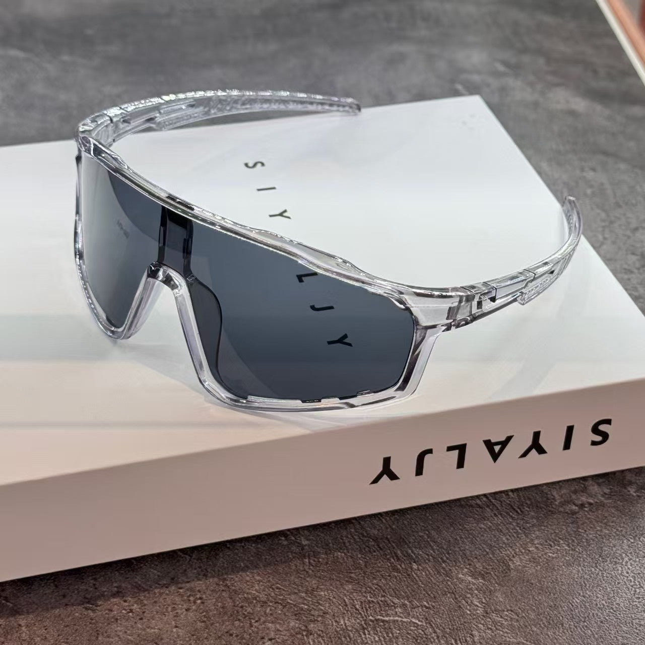 UV 400 Photochromic Polarized Safety Glasses